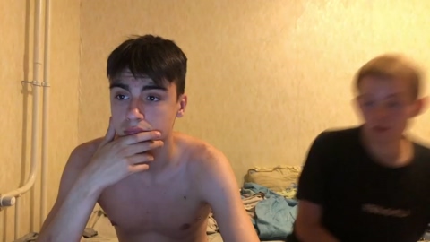 stralght_twinks  09-08-2022